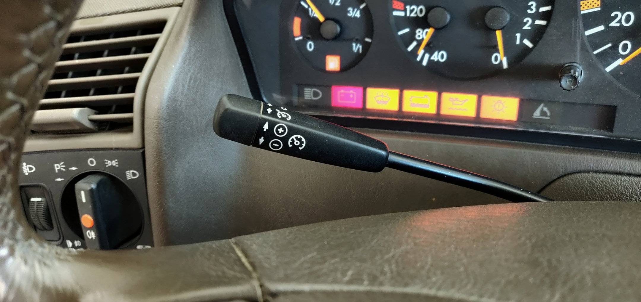 Mercedes-Benz SL 320  | Imagem 13